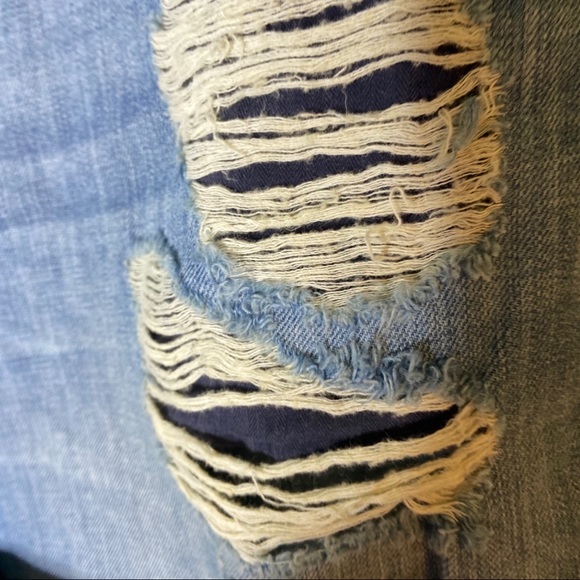 a.c.e. Distressed Jean Shorts NWOT - Picture 4 of 5